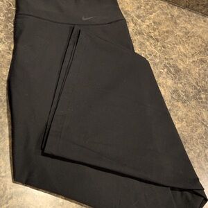 Women’s Nike Wide Leg Pant